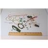 Image 2 : Necklaces, Bracelets, Beaded Semi-Precious Stone Jewelry, Jade-Like Loose Stones, etc