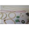 Image 8 : Necklaces, Bracelets, Beaded Semi-Precious Stone Jewelry, Jade-Like Loose Stones, etc