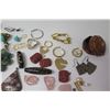 Image 8 : Misc Jewelry - Semi-Precious Stone Pendants, Bracelets, Rings, Earrings, Loose Stones, etc