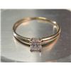Image 1 : 14K Gold Ring with Single Diamond
