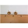 Image 4 : Pair of 18K Gold Floral Earrings, Approx. 2.87 Grams