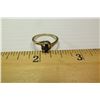 Image 13 : 14K Gold Ring with Single Stone