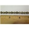 Image 8 : 10K Gold Link Bracelet w/Small Diamonds, Floral & Bow Design