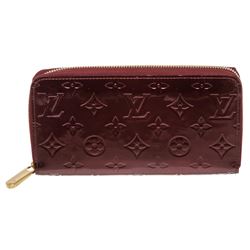 Louis Vuitton Amarante Vernis Monogram Zippy Wallet