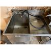 Image 2 : STAINLESS STEEL SINGLE BAY WASH SINK WITH RUN OFF