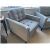Image 2 : BEAU GREY BUTTON BACK ARM CHAIR