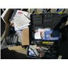 Image 8 : 5 COMMERCIAL PAINT SPRAYERS, HOSES & 3 BOXES OF ACCESSORIES .