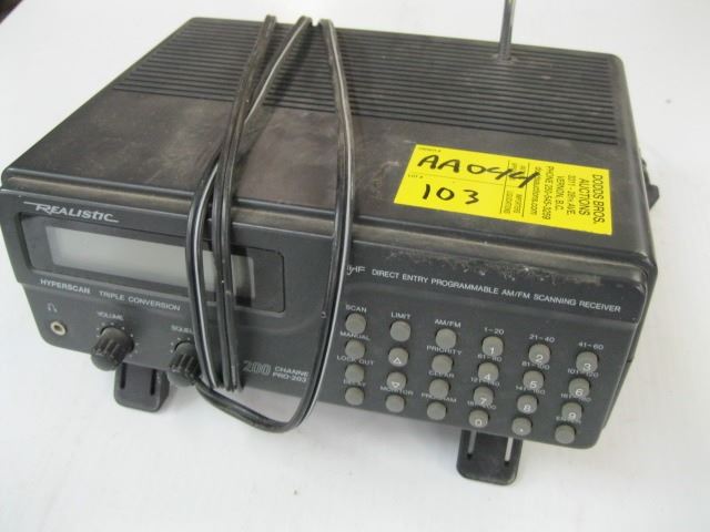 REALISTIC PROGRAMMABLE SCANNER