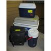 Image 1 : 2 COOLERS, A BAG & A JUG