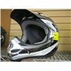 Image 1 : RAIDER MOTORCYCLE HELMET - SZ M .