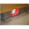 Image 1 : DIRT DEVIL VACUUM
