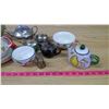 Image 5 : LOT OF ASSORTED TEA POTS