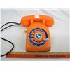 Image 1 : Snoopy Toy Telephone bat. op. non op. crack in top of case