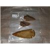 Image 1 : 3 Arrow heads 2 small, 1 large,3 Arrow heads ?