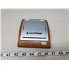 Image 1 : Saskpower Desk clock/Calculator (works needs batteries),1-clock/calculator