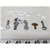 Image 2 : 5-small antique keys,5-keys