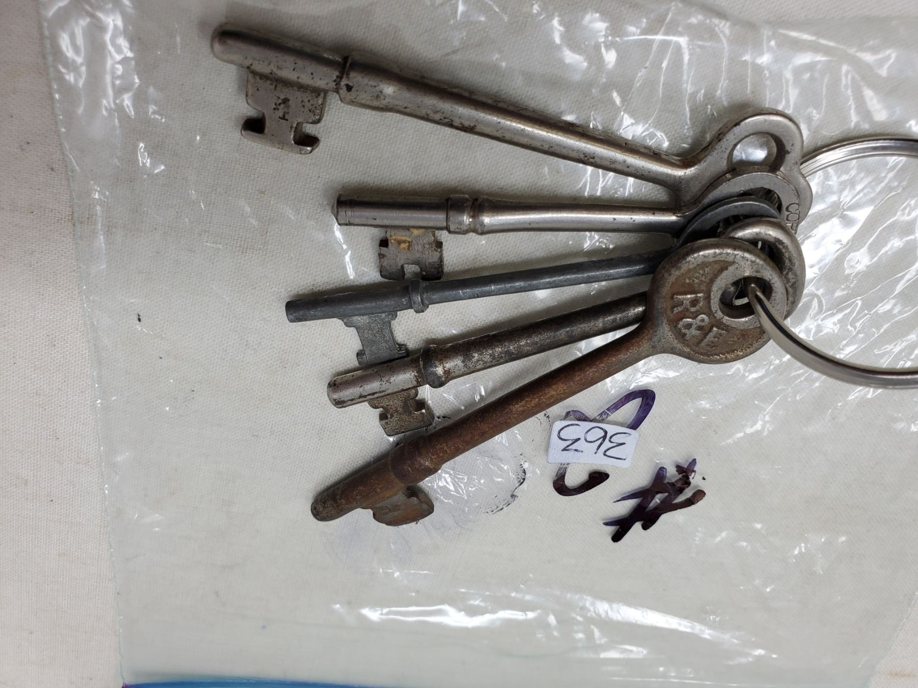 5old skeleton keys,5keys