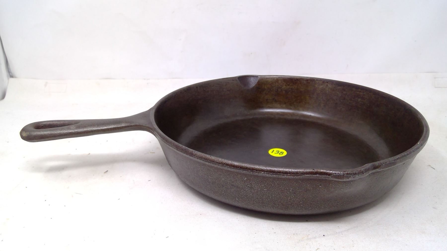 NICE CAST IRON FRYING PAN, 1