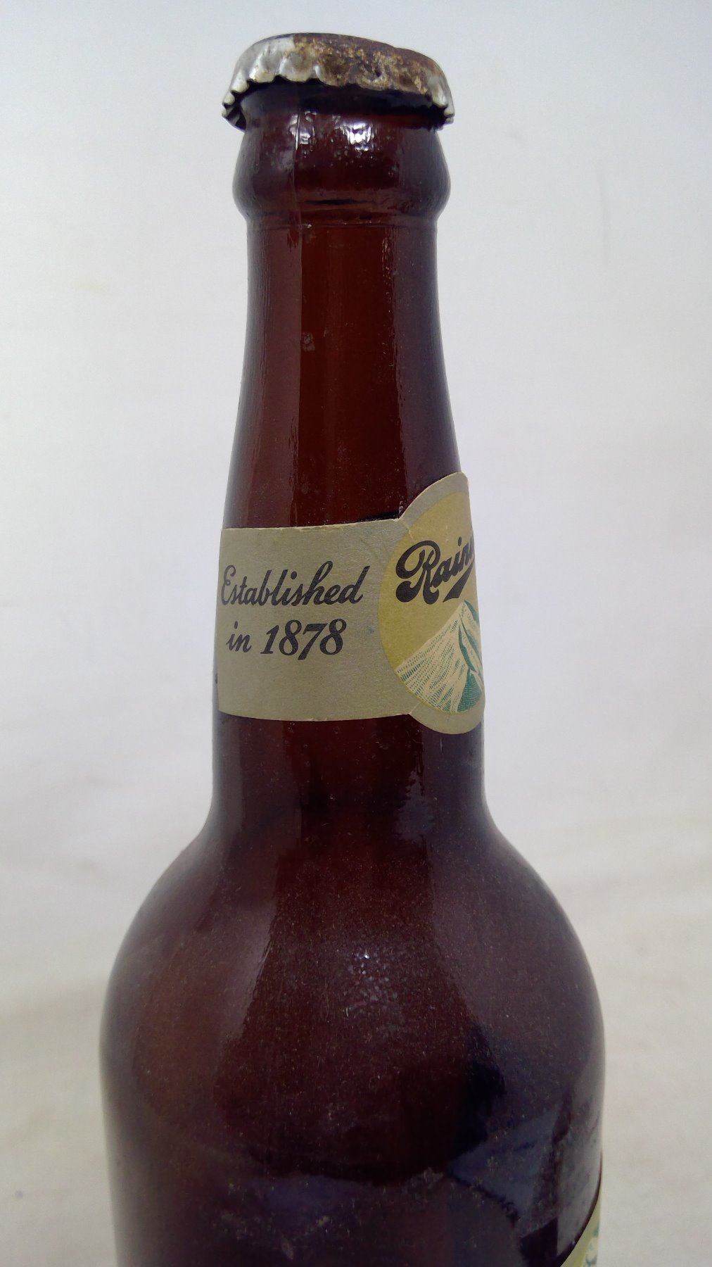 8oz RAINIER PALE BEER BOTTLE Schmalz Auctions