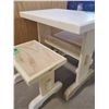 Image 3 : CHILDREN'S TABLE W/ TWO BENCHES *HAND CRAFTED BY GORDON BRAATEN*