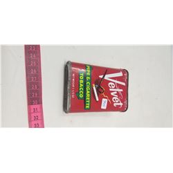 Velvet pocket size tobacco tin