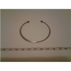 NEW SILVER TONE CHOKER