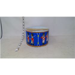 VINTAGE DRUM + STICKS