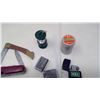Image 3 : LOT OF ASSORTED KNIVES, LIGHTERS, ETC