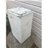 Image 2 : FLOUR BIN0 HINGED LID 29" X 14" X 14"