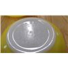 Image 3 : 4- YELLOW PYREX BOWLS