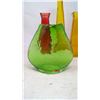 Image 4 : LOT OF ASSORTED COLOURFUL VASES