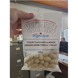 Yogurt flavoured almonds 8 x 135g