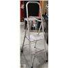 Image 1 : ALUMINUM FOLDING 3FT STEP LADDER.