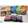 Image 1 : BOX OF ASSORTED FLAVORED BIGS & OLD DUTCH SUNFLOWER SEEDS.