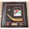 Image 1 : Certified & Autographed -Chicago Blackhawks - Bobby Hull Display Case