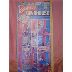 Barbie Townhouse 3 1/2 Ft  Mattel