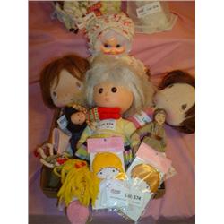 Tray of 14 Assorted Dolls: 1)Grandma Do