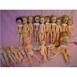 Box of Approx. 19 Unclothed Dolls: Rubb
