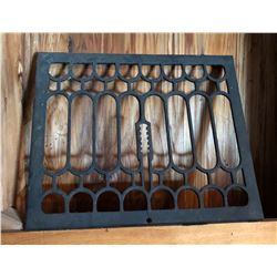 ANTIQUE CAST IRON WALL GRATE