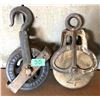 Image 1 : GR OF 2 ANTIQUE BLOCK PULLEYS