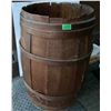 Image 1 : LARGE VINTAGE WOOD BARREL