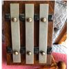 Image 1 : ANTIQUE DOOR CHIME WITH KNOCKER