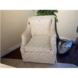 PALADIN RATE BONE WORD PATTERNED DEEP SEAT ARM CHAIR 36 X 38 X 66 INCHES