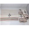 Image 1 : Winter Wonderland Hand Towel Collection