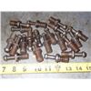 Image 2 : Lot of CAT40 Retention Knobs