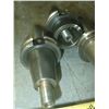 Image 3 : (4) CAT40 Holders