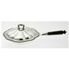 Image 2 : AN AMERICAN SILVERPLATE CHAFING DISH AN AMERICAN SILVERPLATE CHAFING DISH
