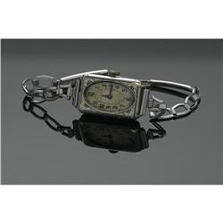 A LADY'S AMERICAN WRISTWATCH, Elgin Watch Co. A LADY'S AMERICAN WRISTWATCH