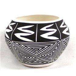 Native American Acoma Eye Dazzler Pottery Bowl by N. Victorino