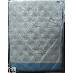 JUMBO QUEEN SIZE MATTRESS WITH BOXSPRING